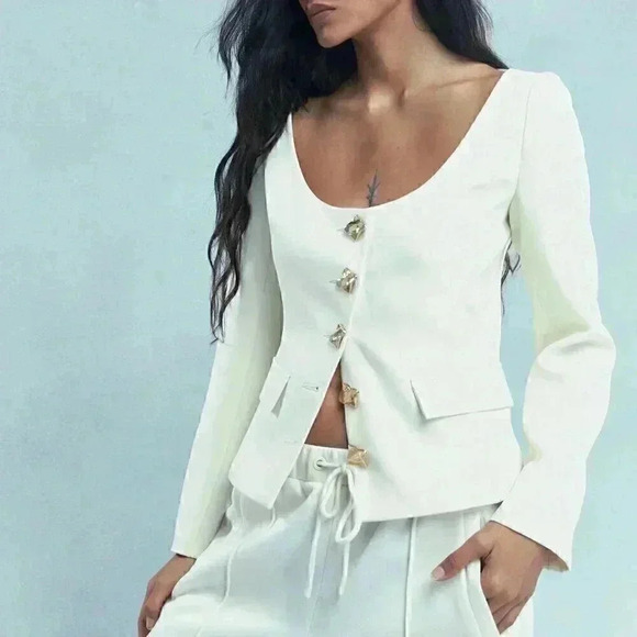 Apricot Casual Women's Statement Button Scop Neck Long Sleeve Jacket - Picture 4 of 5